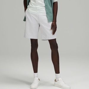 lululemon athleta Commission shorts, size 28, Like New